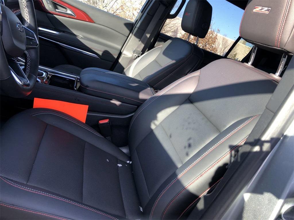 used 2025 Chevrolet Traverse car, priced at $45,799