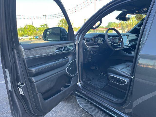 used 2024 Jeep Wagoneer L car, priced at $40,999