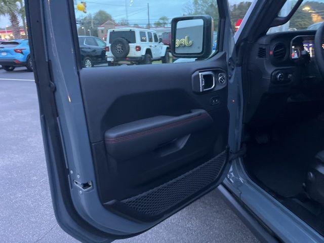 new 2026 Jeep Gladiator car, priced at $55,495