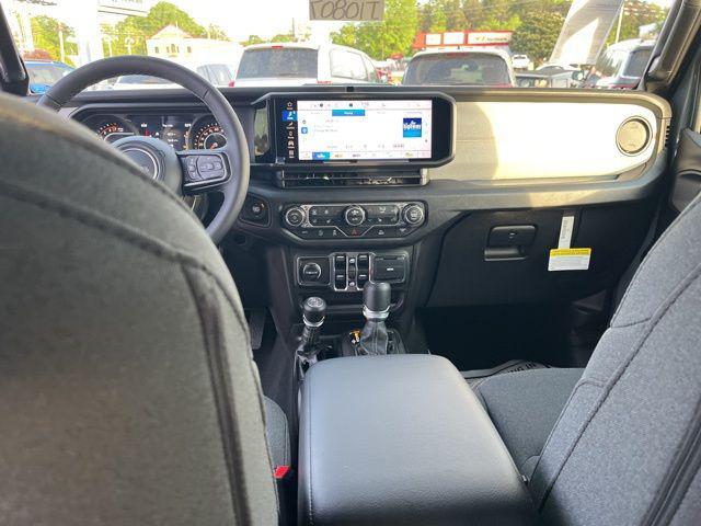 new 2026 Jeep Gladiator car, priced at $47,995