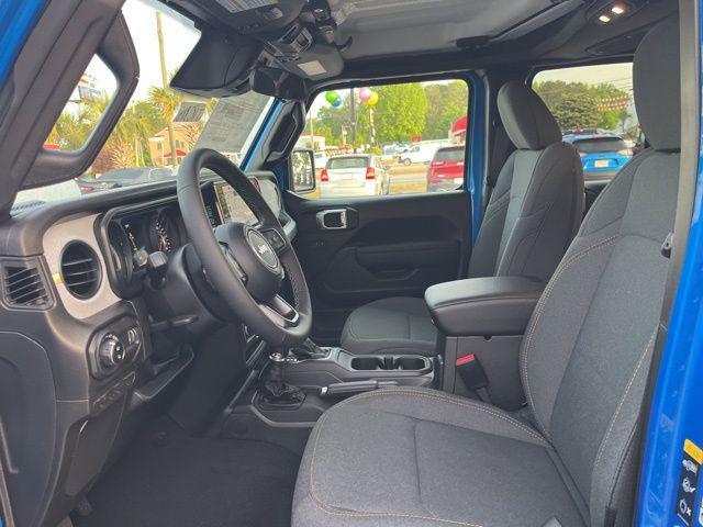 new 2026 Jeep Gladiator car, priced at $47,920