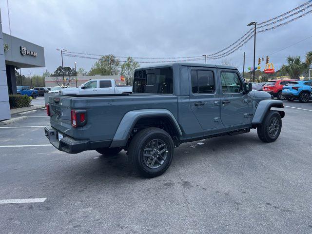 new 2026 Jeep Gladiator car, priced at $46,200