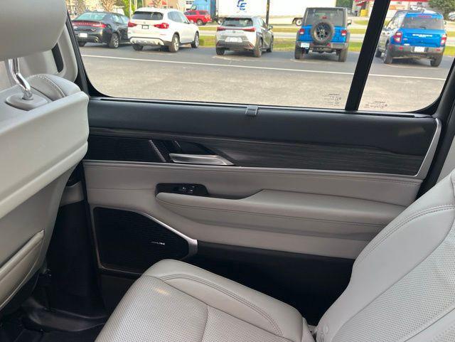 used 2023 Jeep Wagoneer car