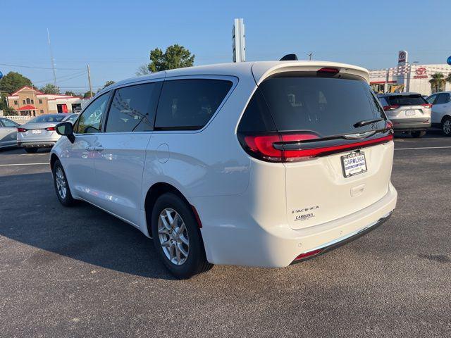 new 2026 Chrysler Pacifica car, priced at $40,251