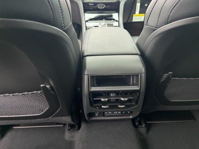 new 2026 Jeep Grand Cherokee car, priced at $45,701