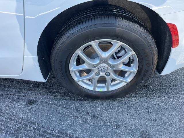 new 2026 Chrysler Pacifica car, priced at $42,665