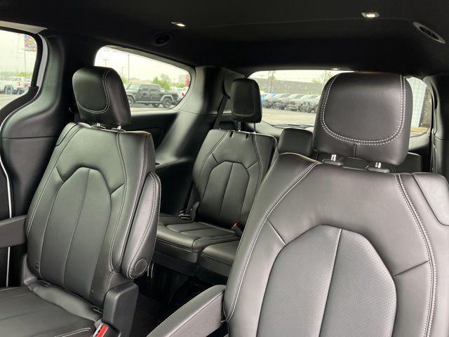 new 2026 Chrysler Pacifica car, priced at $41,868