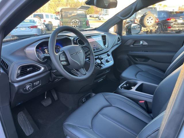 new 2026 Chrysler Pacifica car, priced at $45,864