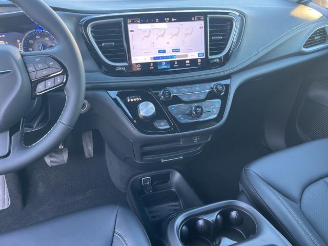 new 2026 Chrysler Pacifica car, priced at $45,864