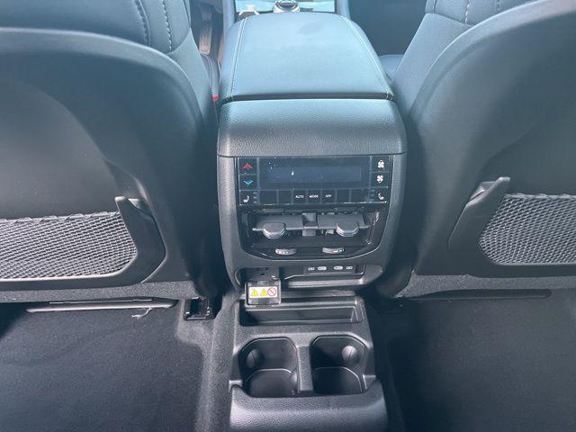 new 2026 Jeep Grand Cherokee L car, priced at $51,725