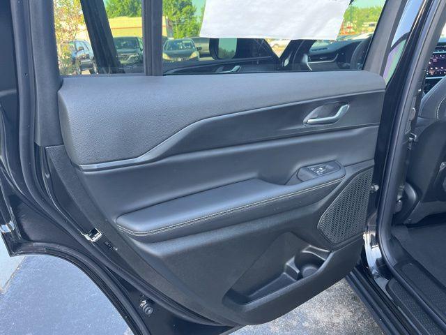 new 2026 Jeep Grand Cherokee L car, priced at $39,235
