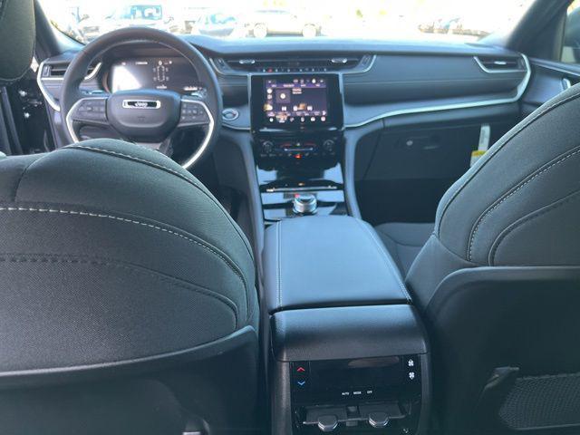 new 2026 Jeep Grand Cherokee L car, priced at $39,235