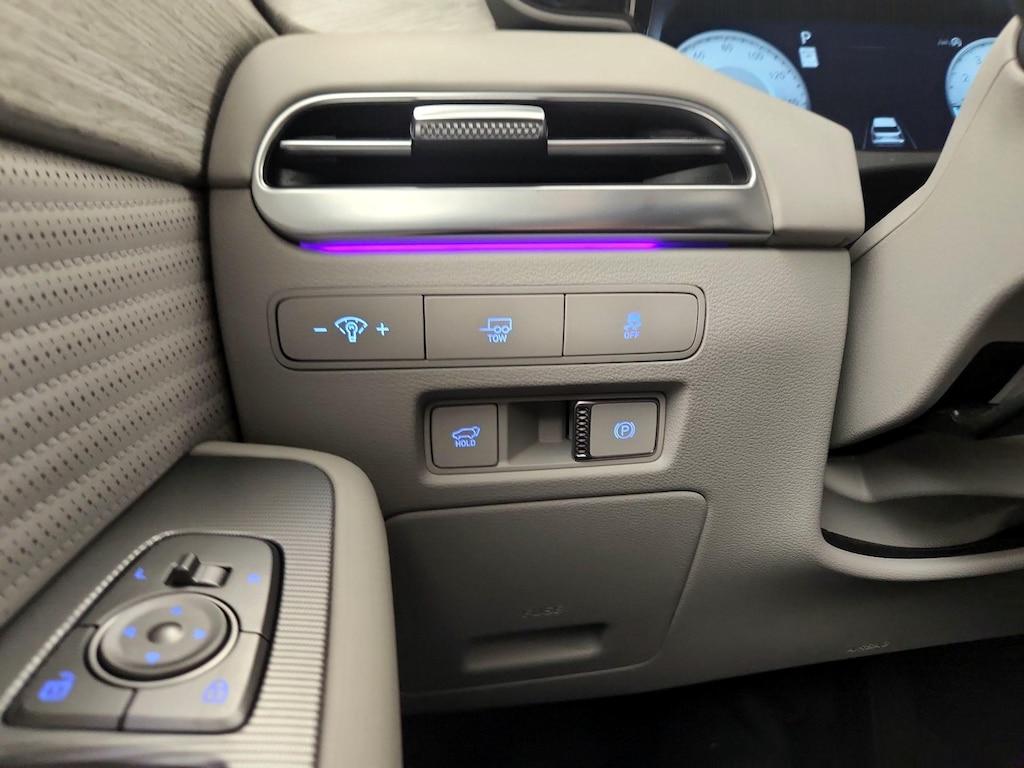 used 2024 Hyundai Palisade car, priced at $41,998