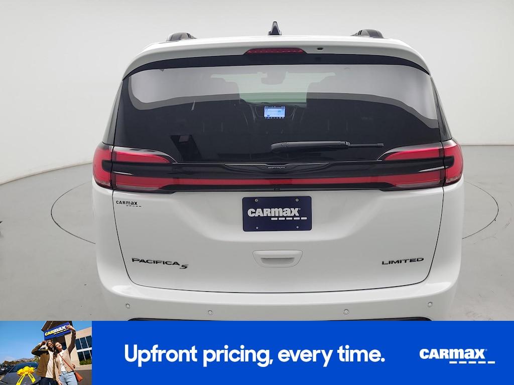 used 2025 Chrysler Pacifica car, priced at $38,998