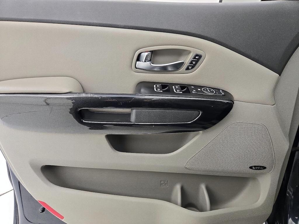 used 2015 Kia Sedona car, priced at $15,998