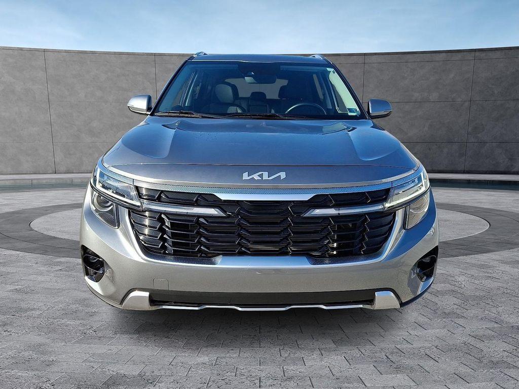 used 2024 Kia Seltos car, priced at $25,294
