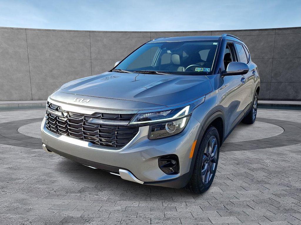 used 2024 Kia Seltos car, priced at $25,294