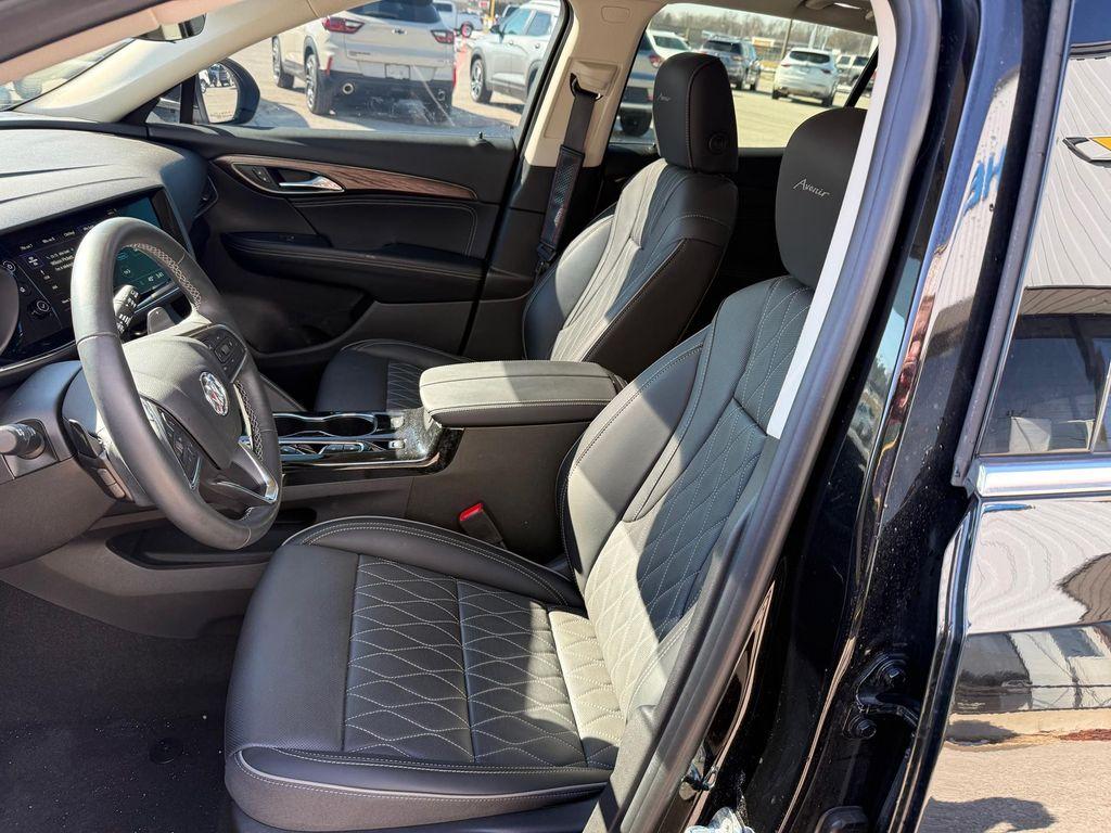 used 2023 Buick Envision car, priced at $36,289