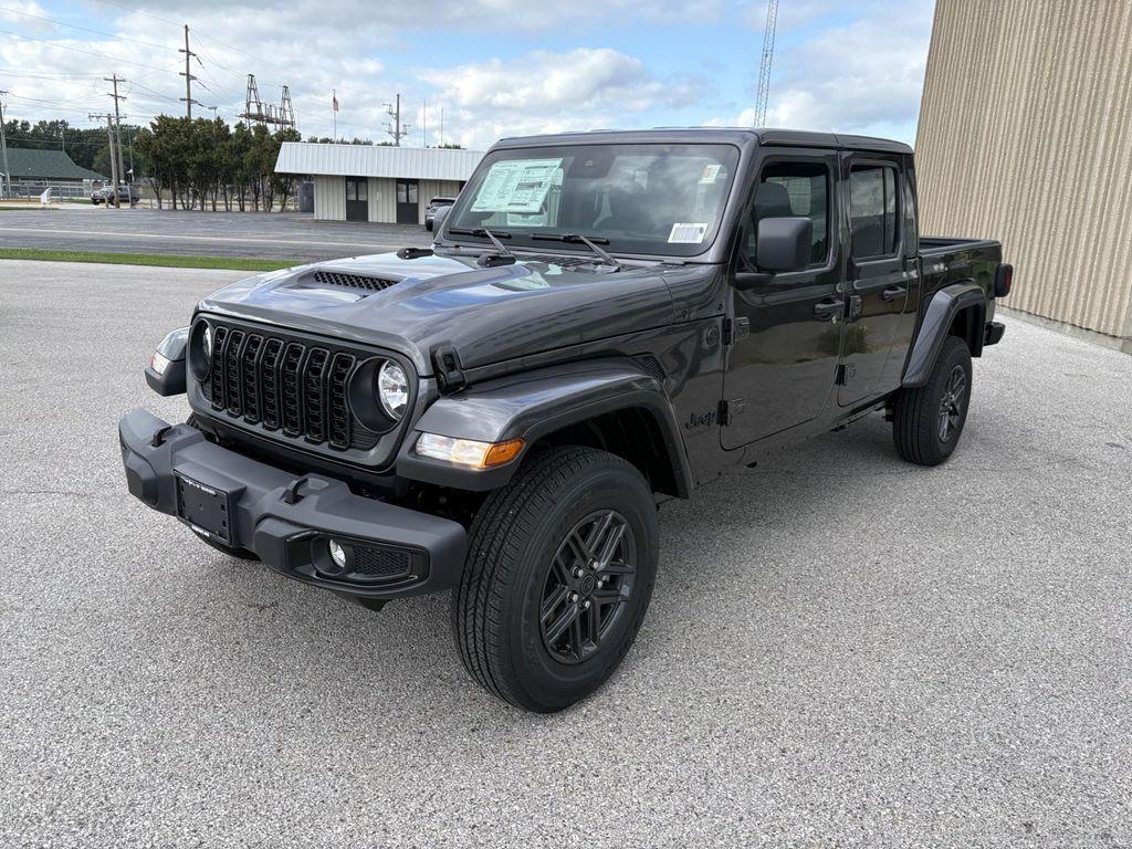 new 2025 Jeep Gladiator car, priced at $43,170
