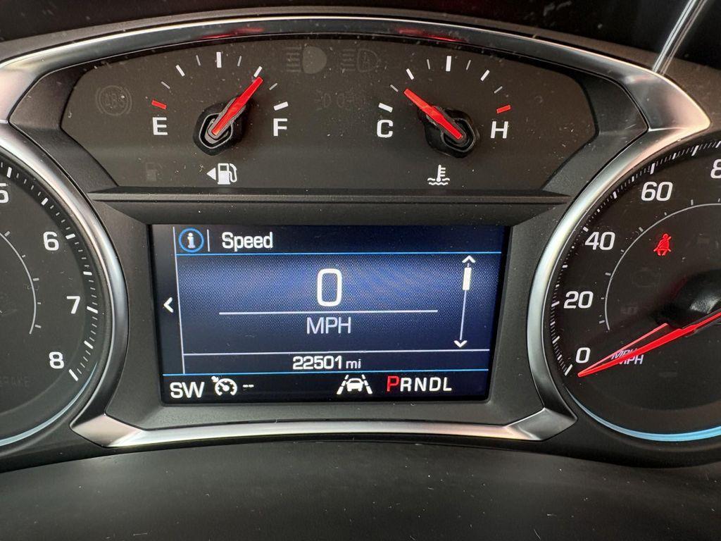 used 2024 Chevrolet Equinox car, priced at $25,789