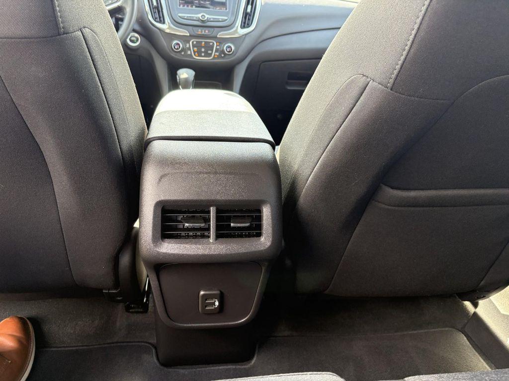 used 2024 Chevrolet Equinox car, priced at $25,789