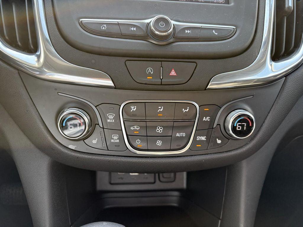 used 2024 Chevrolet Equinox car, priced at $25,789