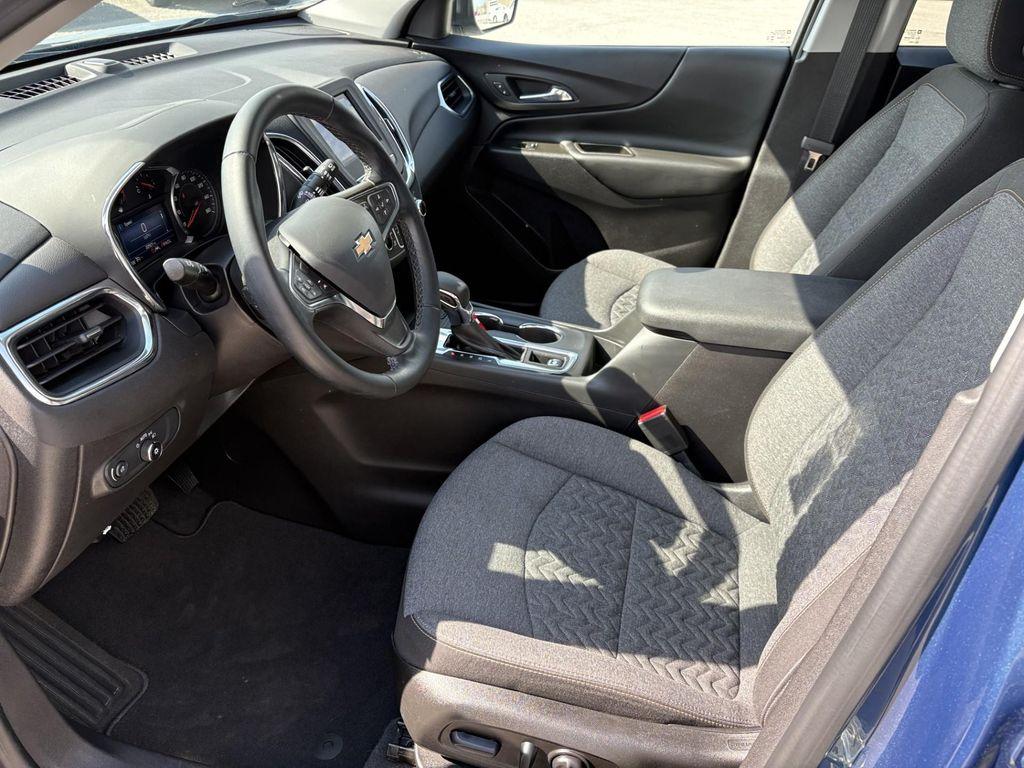 used 2024 Chevrolet Equinox car, priced at $25,789