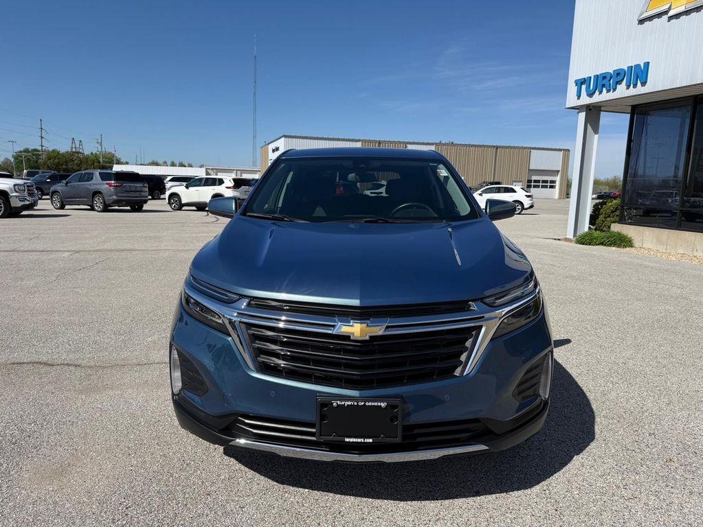 used 2024 Chevrolet Equinox car, priced at $26,389