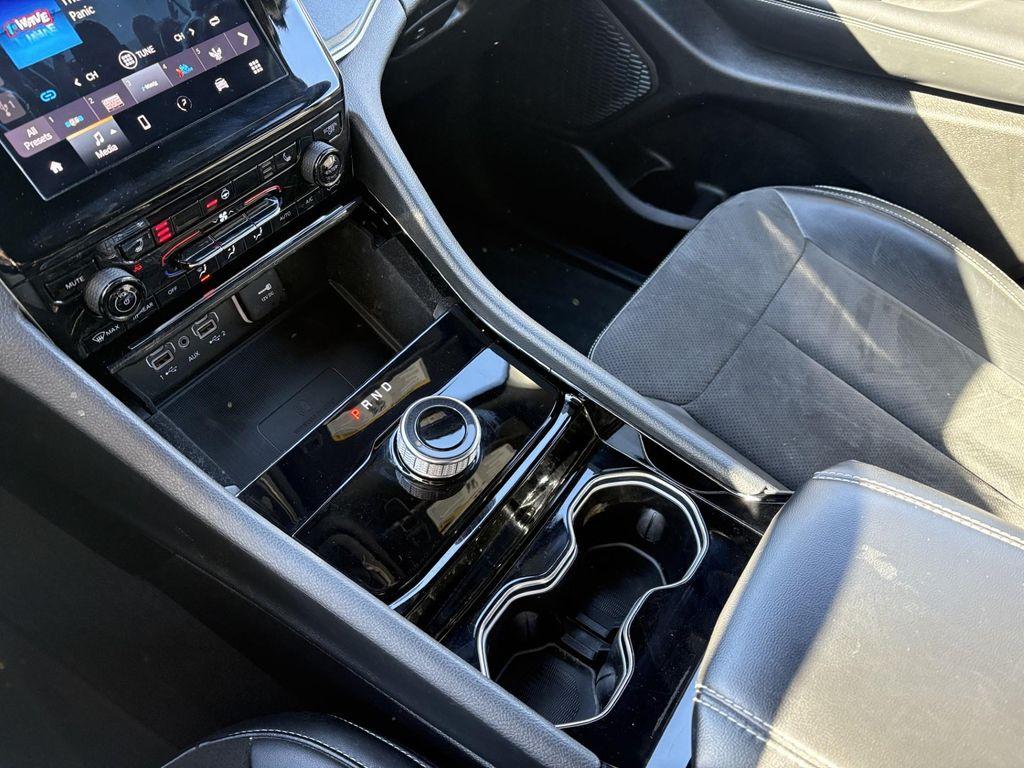 used 2023 Jeep Grand Cherokee car, priced at $33,989