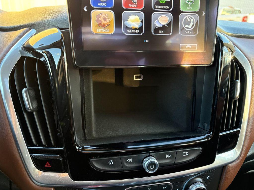 used 2019 Chevrolet Traverse car, priced at $20,489