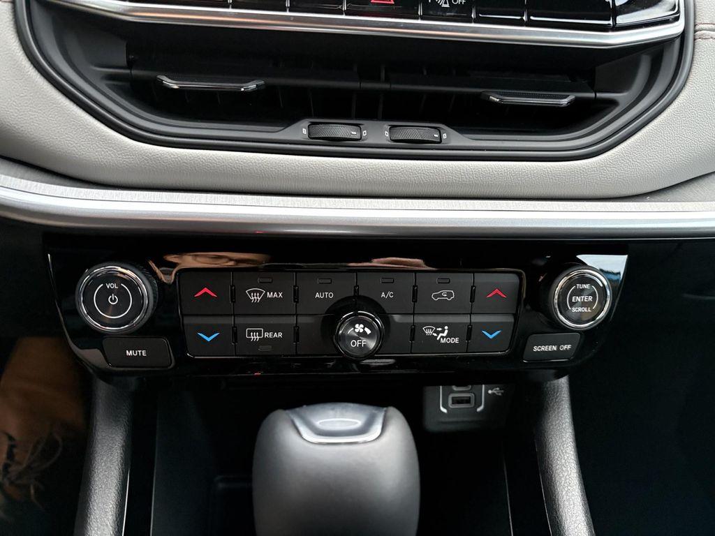 new 2026 Jeep Compass car, priced at $31,034