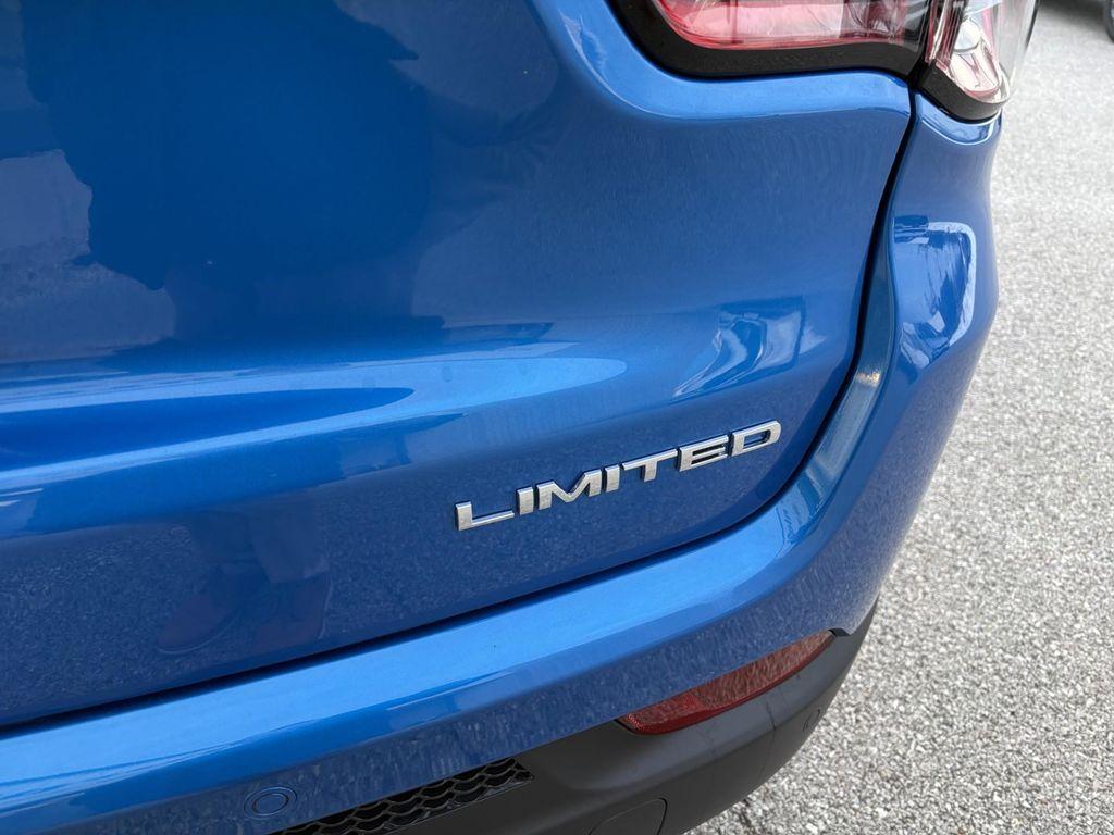 new 2026 Jeep Compass car, priced at $31,034