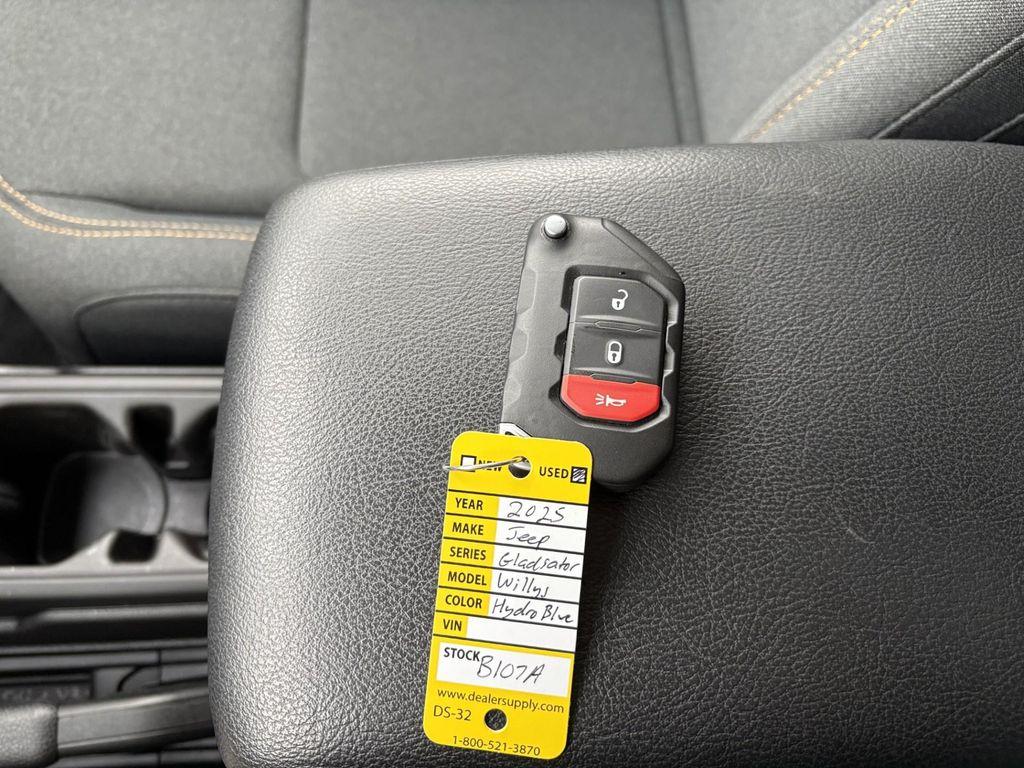 used 2025 Jeep Gladiator car, priced at $38,969