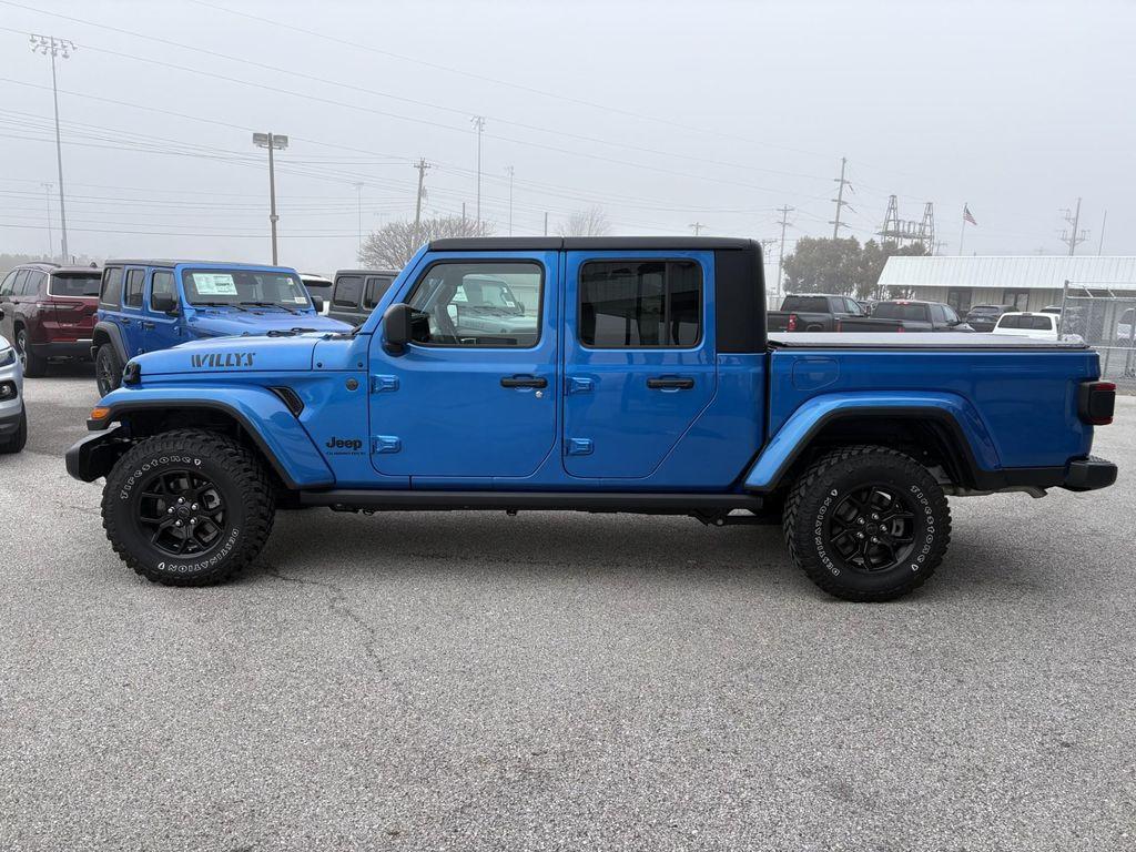 used 2025 Jeep Gladiator car, priced at $38,969