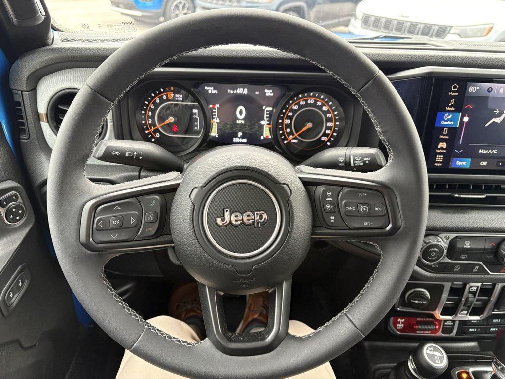 used 2025 Jeep Gladiator car, priced at $38,969