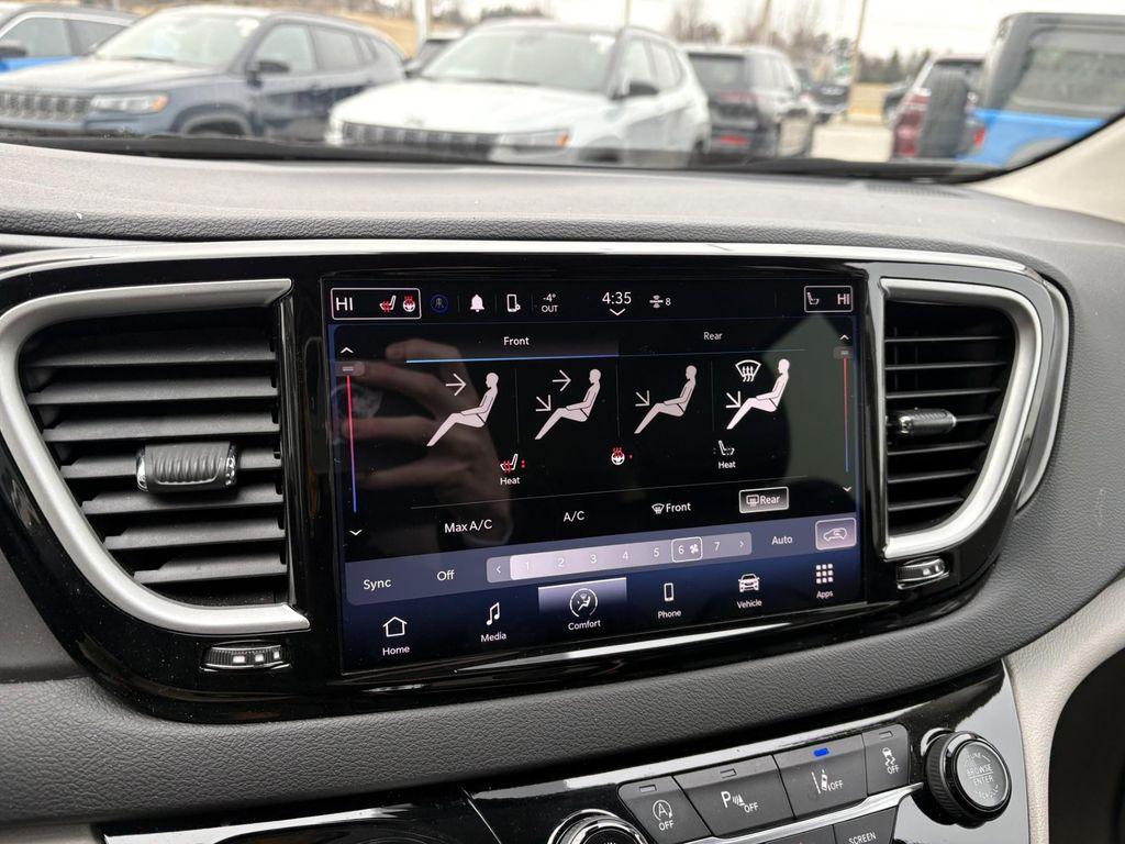 used 2024 Chrysler Pacifica car, priced at $34,679