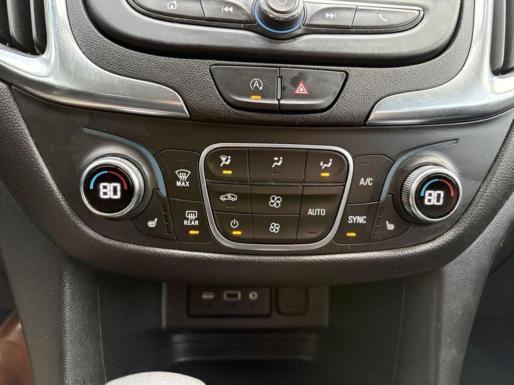 used 2024 Chevrolet Equinox car, priced at $24,989