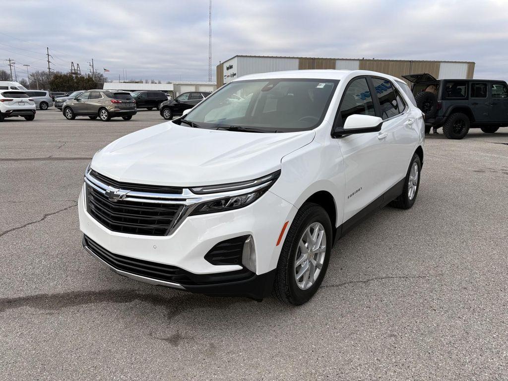 used 2024 Chevrolet Equinox car, priced at $24,989