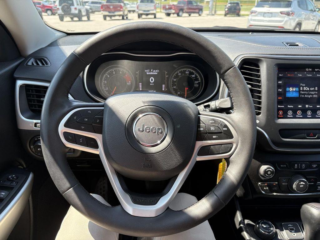 used 2022 Jeep Cherokee car, priced at $25,489