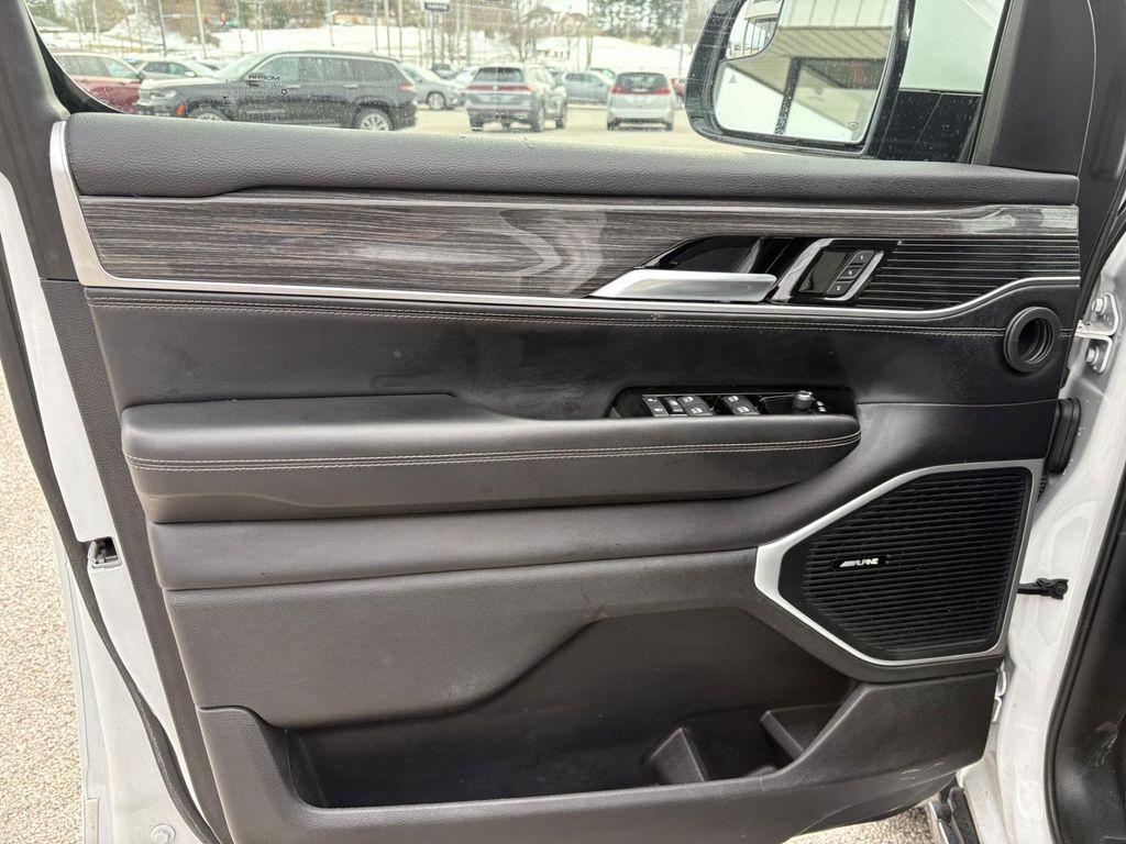 used 2022 Jeep Wagoneer car, priced at $41,449