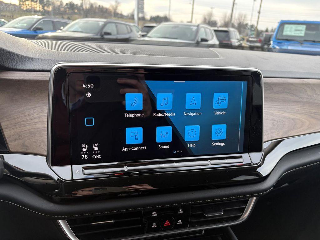 used 2025 Volkswagen Atlas car, priced at $35,569