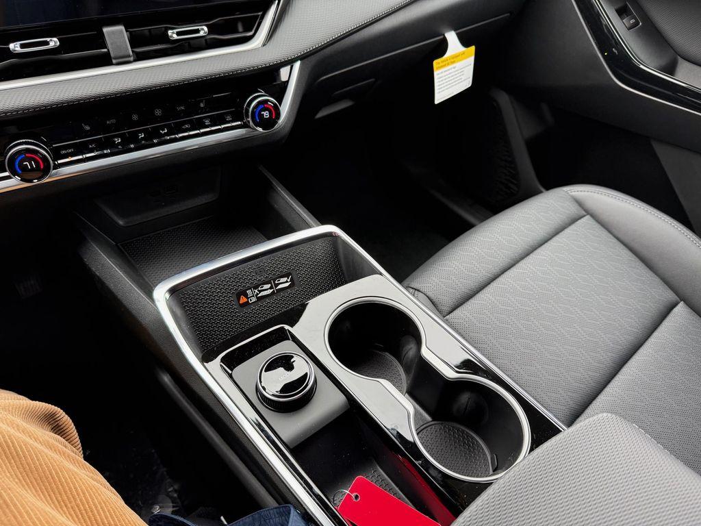 new 2026 Chevrolet Equinox car, priced at $32,498