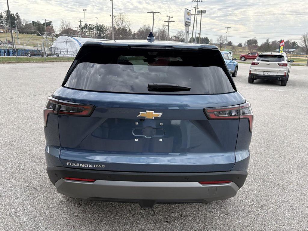 new 2026 Chevrolet Equinox car, priced at $34,354