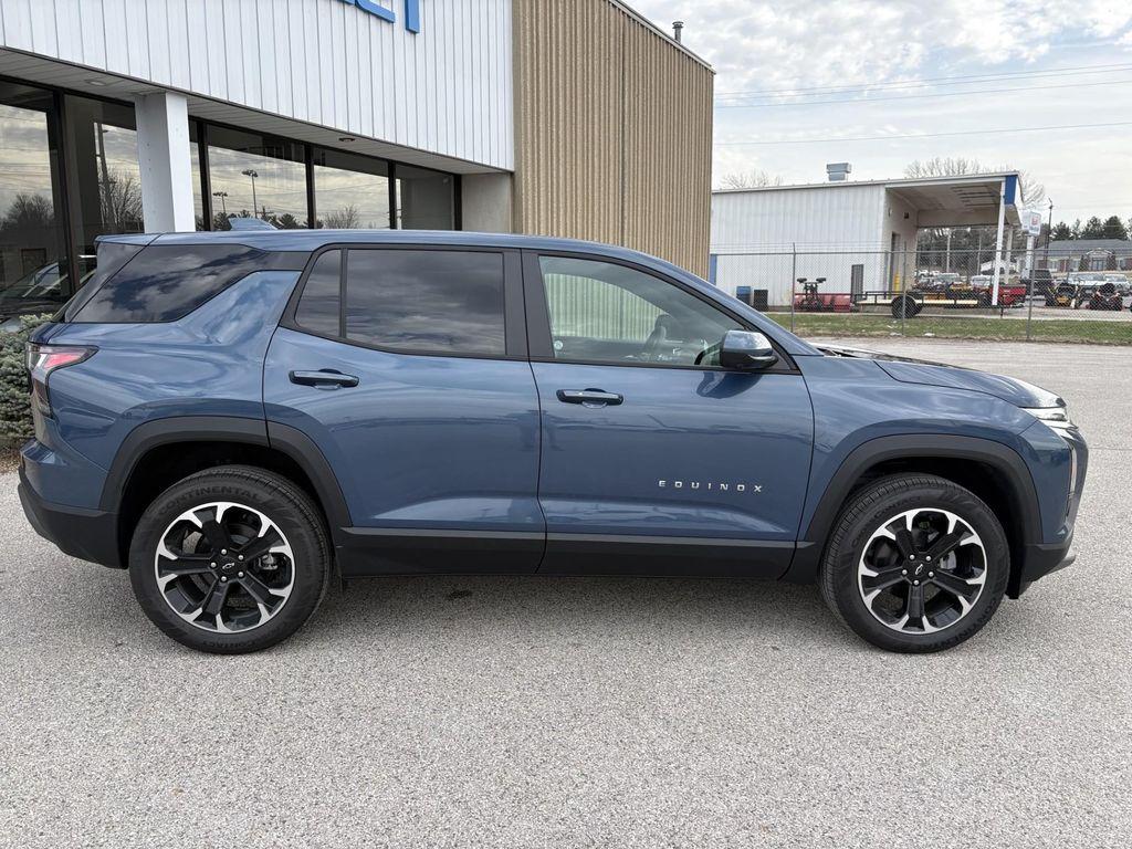 new 2026 Chevrolet Equinox car, priced at $34,354