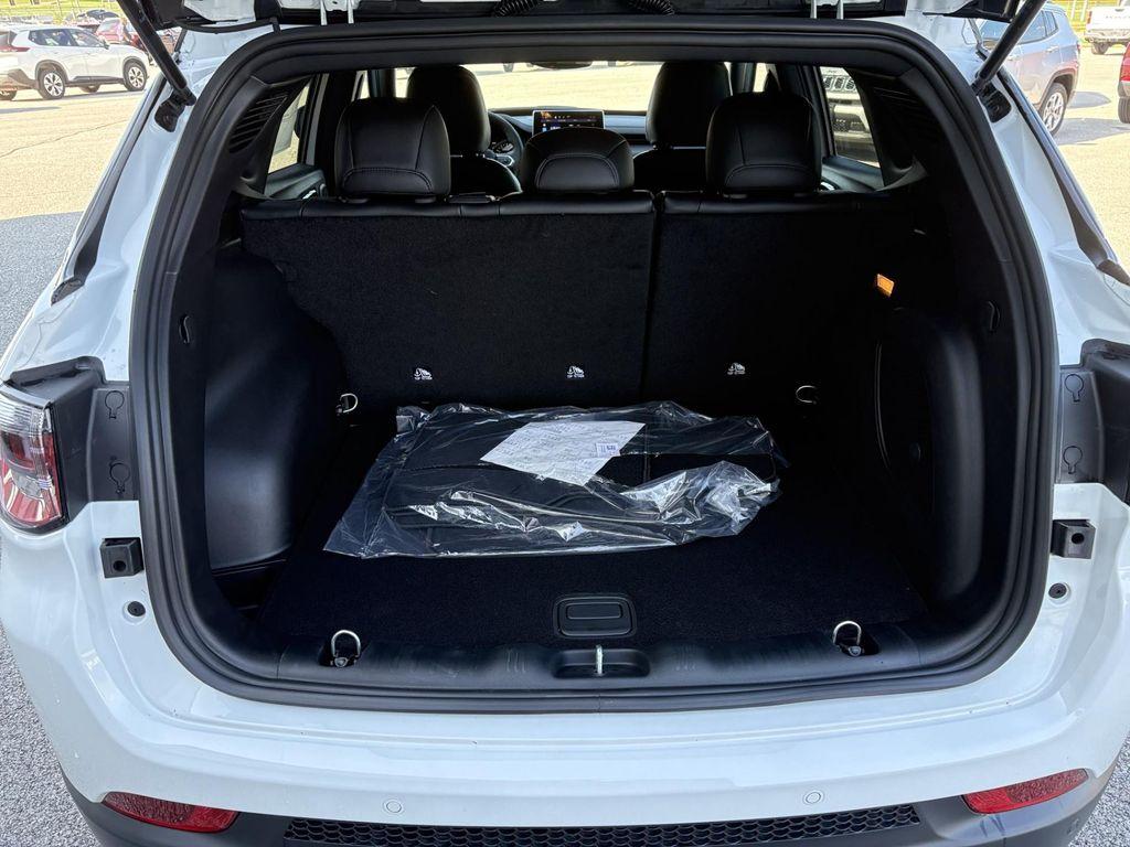 new 2025 Jeep Compass car, priced at $34,996