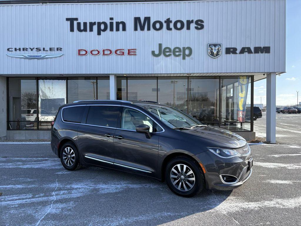 used 2020 Chrysler Pacifica car, priced at $19,489