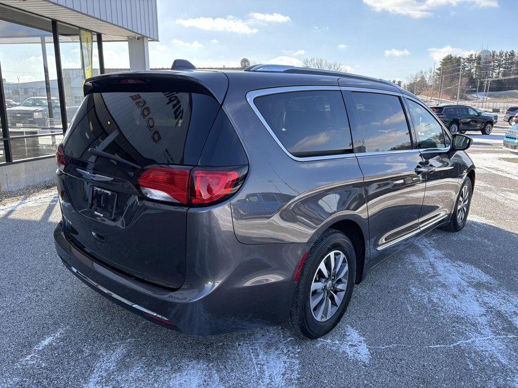 used 2020 Chrysler Pacifica car, priced at $19,489