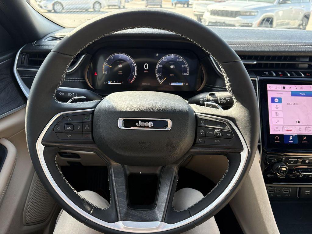 used 2024 Jeep Grand Cherokee car, priced at $38,489