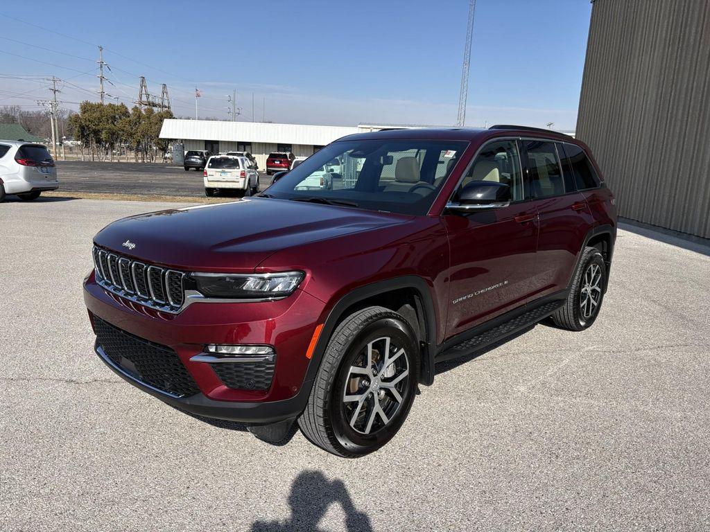 used 2024 Jeep Grand Cherokee car, priced at $38,489