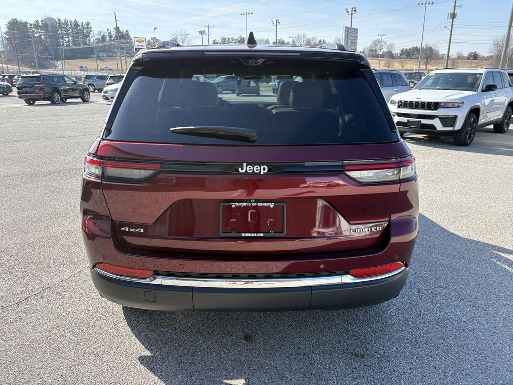 used 2024 Jeep Grand Cherokee car, priced at $38,489